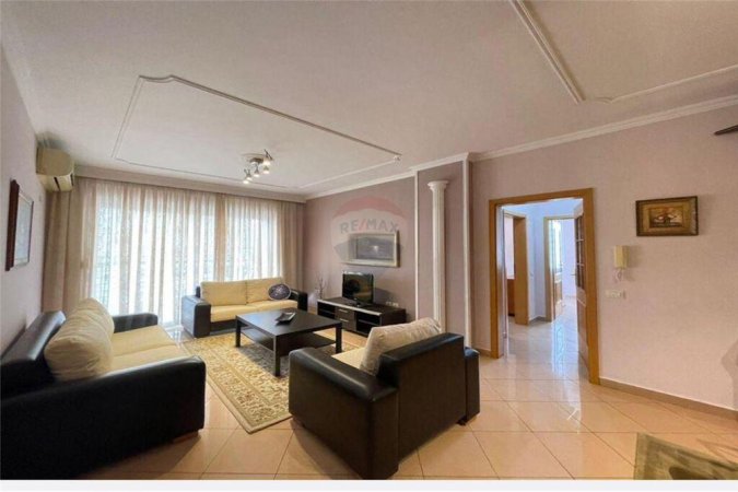 Apartament 2+1 me Qera, Bllok