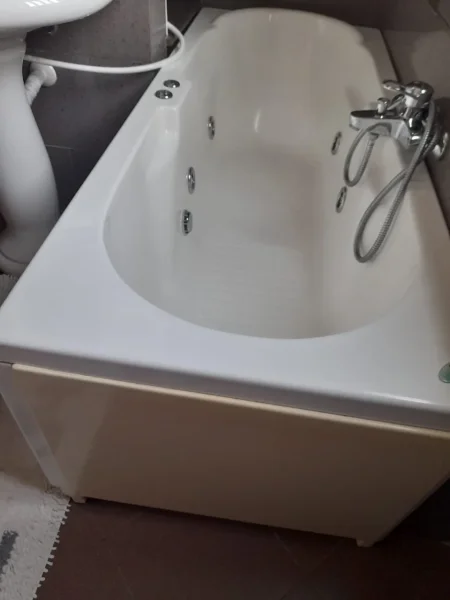 Vaske me hidromasazh