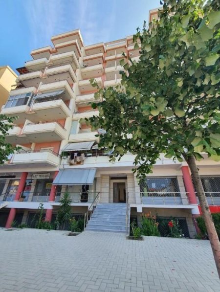 smart-working-apartment-vlore (11).jpeg