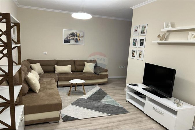 Apartament 1+1 me qera ne Qender Pazari i ri