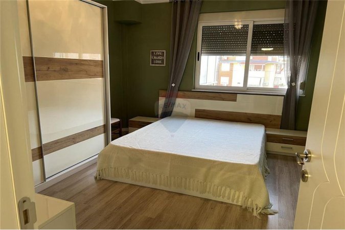 Apartament 1+1 me qera ne Qender Pazari i ri