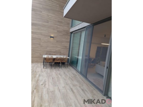 Vlore, shitet 227 m² 1.000.000 Euro