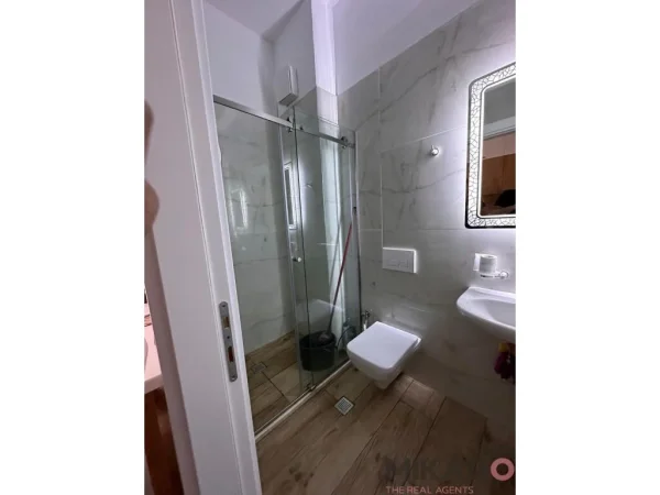 SHITET APARTAMENT 1+1 NE QERRET!