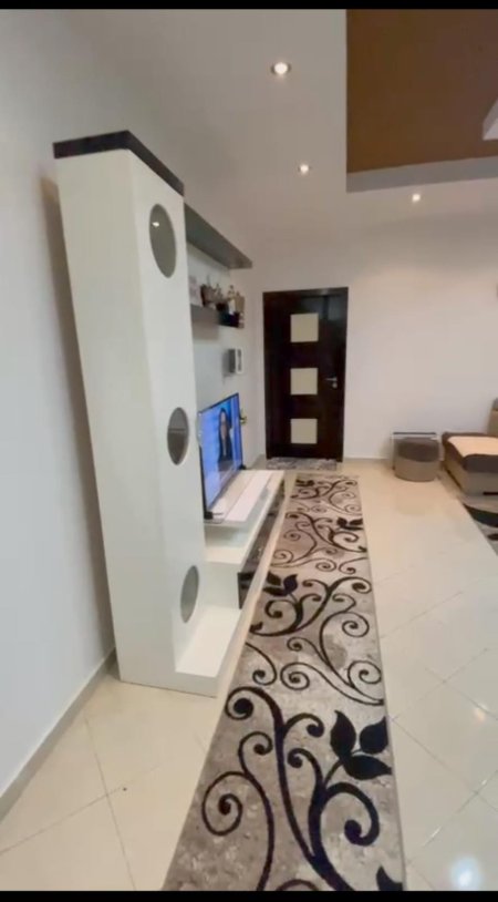 Shitet Apartament 2+1 Ne Kamez (ID B120423) Tirane