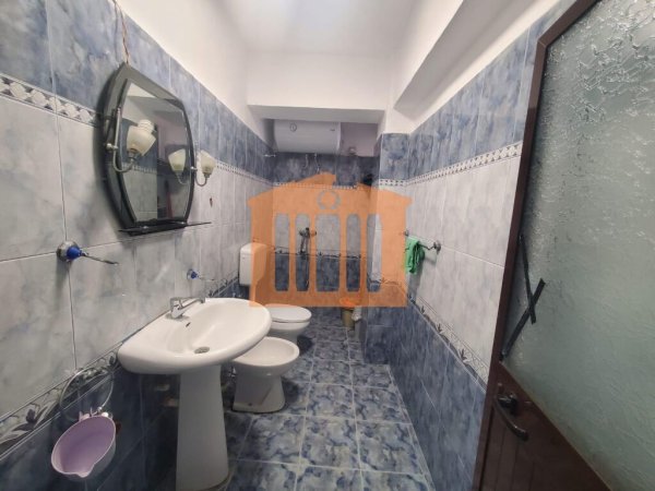 APARTAMENT 1+1 NE VOLLGA DURRES, PER QIRA!