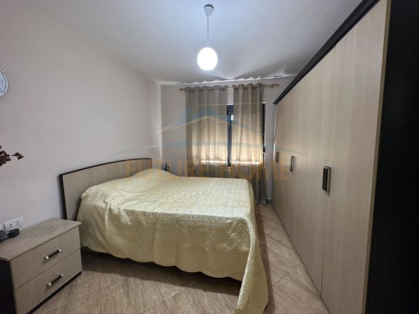 qera apartament 2+1 ne astir 450 euro