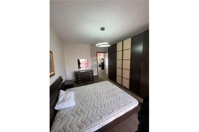 Apartament 2+1+2 me qira tek Kristal Center!