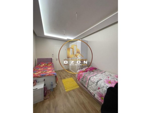 Shitet apartament 2+1+2 Tek Komuna e Parisit, Kompleksi Kika 3!