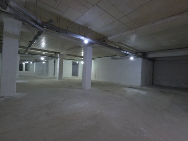 Garazh 1100m2 per shitje Astir,Tirane