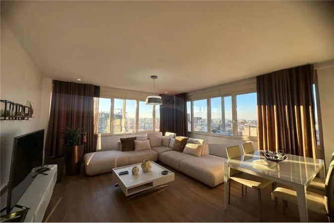 Super apartament 3+1 me 2 tualete dhe nje garderobe per qira te Drejtoria e Policise.