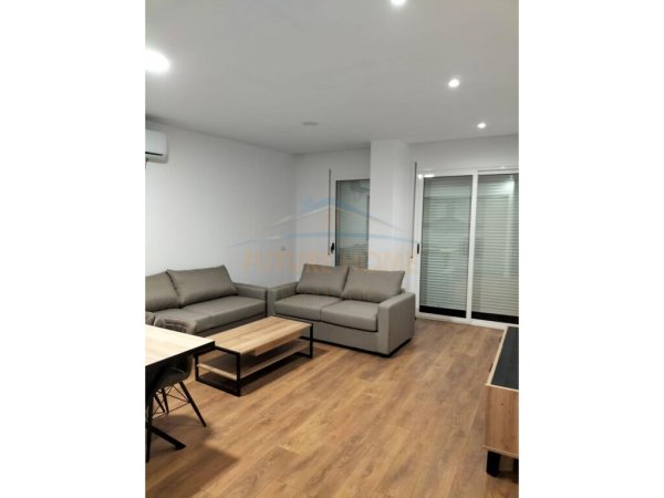 Shitet, Apartament 2+1+2,Xhamia,VLORE RV37859