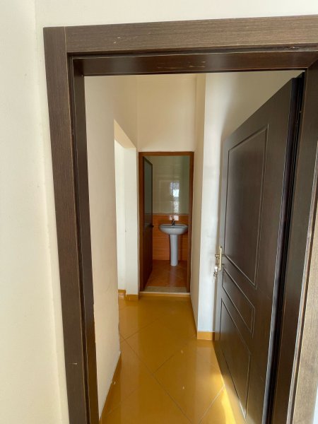 Apartament 1+1 me qera prane 21 Dhjetorit 370 euro