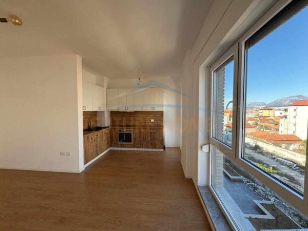 Qera, Apartament 1+1, Xhamlliku, Tiranë. UNA37980