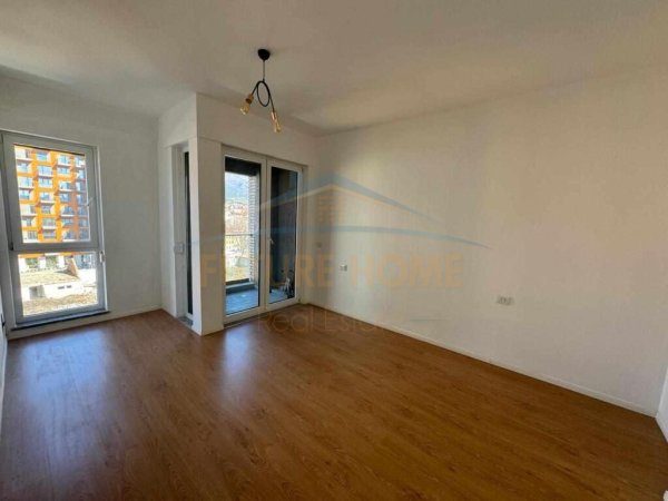 Qera, Apartament 1+1, Xhamlliku, Tiranë. UNA37980