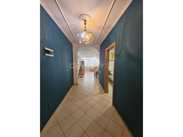 SHITET APARTAMENT 3+1+2 TE RRUGA E KAVAJES