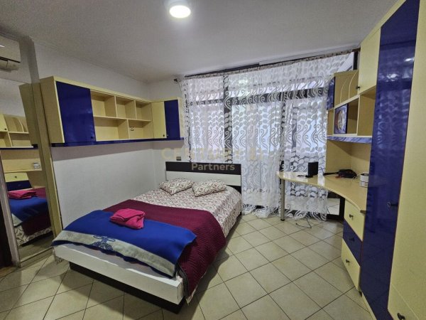 SHITET APARTAMENT 3+1+2 TE RRUGA E KAVAJES