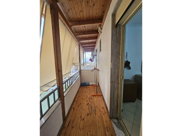 SHITET APARTAMENT 3+1+2 TE RRUGA E KAVAJES