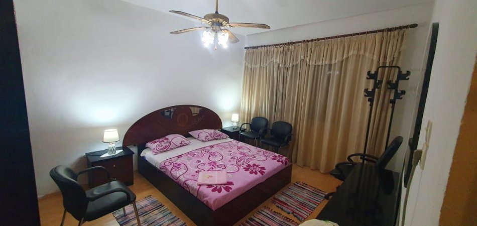 Apartament 1+1 Me Qera Tek Medreseja (ID B211213) Tirane