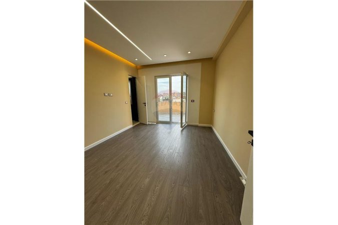 Apartament - Në Shitje - Rruga e Dibrës, Shqipëri
SHITET APARTAMENT 2+1+2 VILA GOLD!