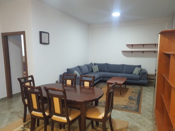 Apartament 3+1, me qera