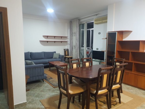 Apartament 3+1, me qera