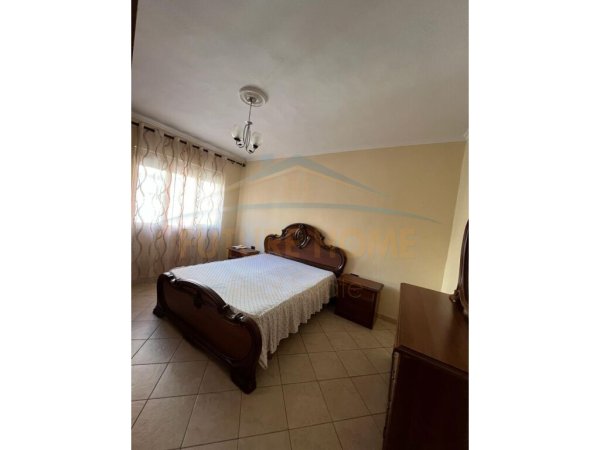 Qera , Apartament 2+1 , Myslym Shyri