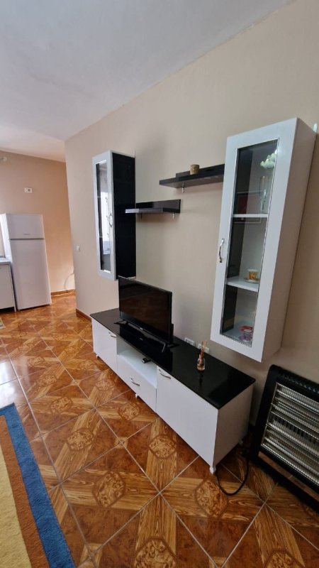 Apartament 1+1 Per Qira, Stadiumi Dinamo- 450 euro