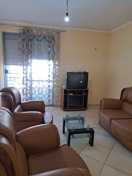 Apartament 1+1 me qera ne Yzberisht 350 euro