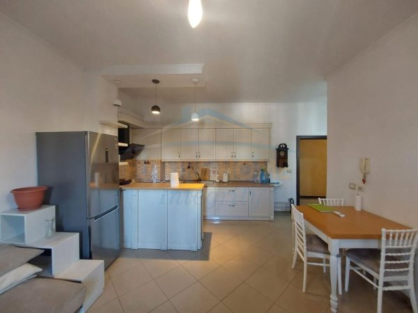 Qera, Apartament 1+1, Ura e Tabakëve, Tiranë. 500 EURO