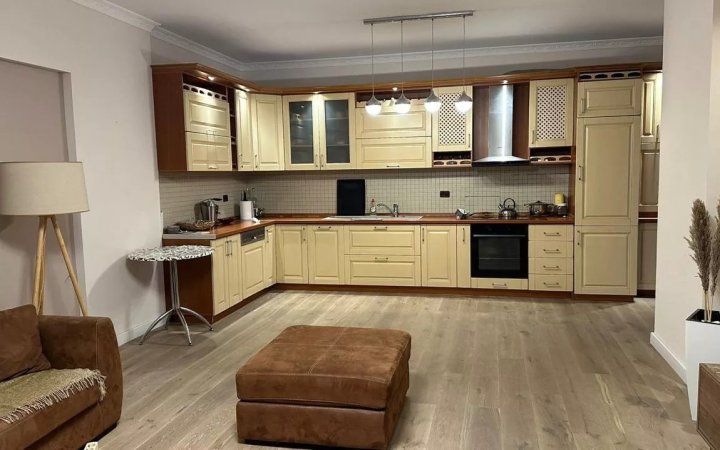 Jepet me qera apartament 2+1+2 + parking Don bosko