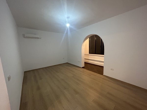 Tirane , Apartament #perShitje 2+1  (Mbrapa Gjykates se Rrethit Gjyqesor)