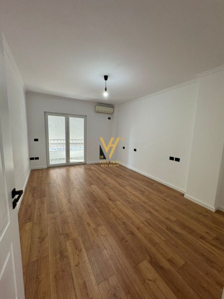 SHITET APARTAMENT 2+1+BLK TEK RRUGA E KAVAJES 170.000 EURO