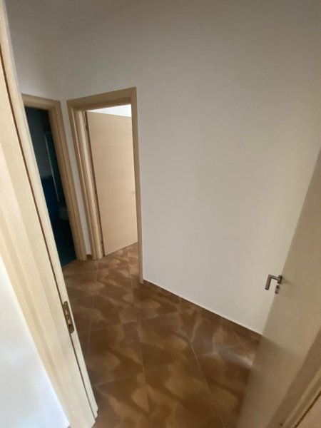 APARTAMENT 2+1 + GARAZH NE SHITJE TE SELVIA