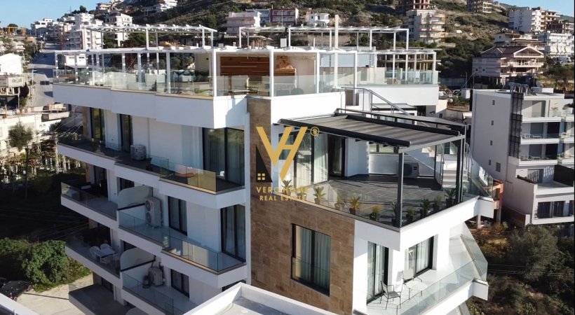 SHITET PENTHOUSE 365 M2 NE SARANDE 700.000 EURO