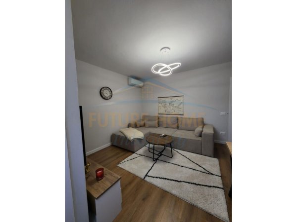 Shitet Apartament 1+1 dhe Gasionere , 21 Dhjetori , Tirane