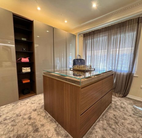 SHESIM APARTAMENT LUKSOZ TEK LIQENI I THATE PRANE RADISSON!