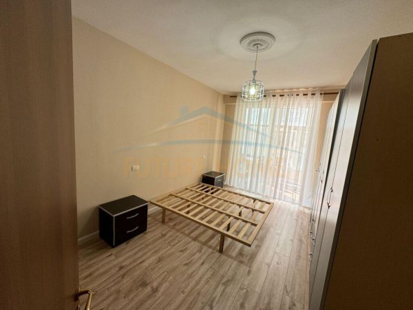 Shitet, Apartament 2+1, Unaza e Re, Tiranë UNA38017