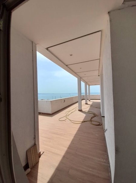 Shitet apartament me pamje nga deti, Durres