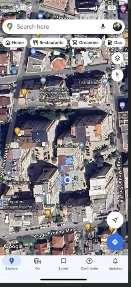 Shitet apartament luksoz 3+1+2+2 në lagjen Komuna e Parisit