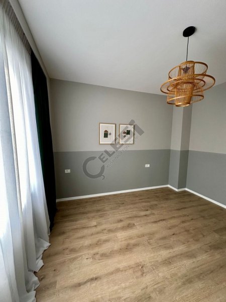 SHITET APARTAMENT 2+1 105M2 FORSINA PLAKU