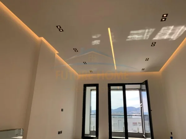 Qera, Ambjent Biznesi , 21 Dhjetori , Tirane