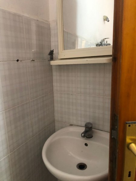 Tirane, jepet me qera garsonier 35 m² 25.000 Leke  tek Medreseja