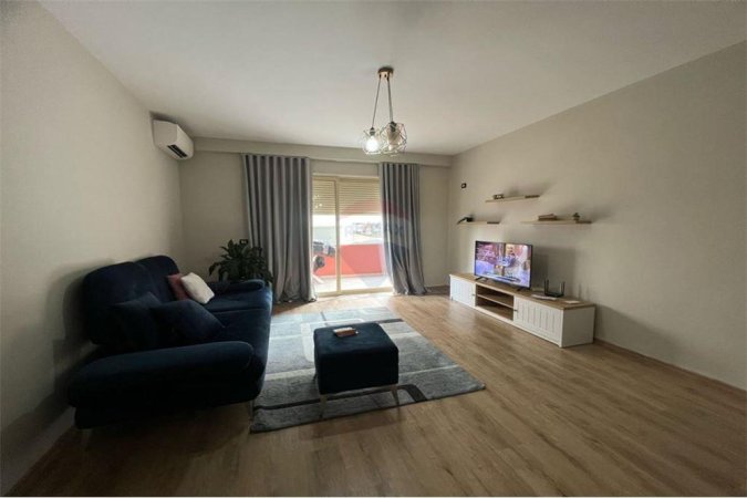 Apartament 1+1 per qira tek Liqeni i Thate!