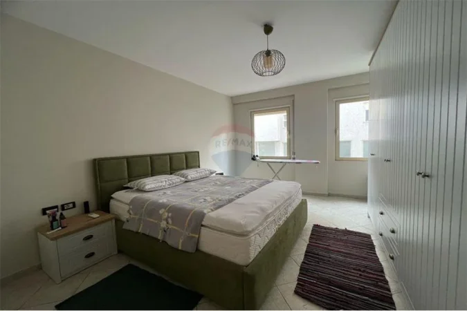 Apartament 1+1 per qira tek Liqeni i Thate!