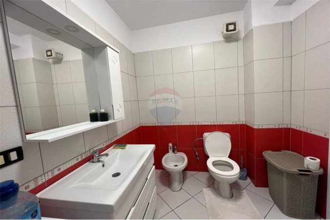 Apartament 1+1 per qira tek Liqeni i Thate!