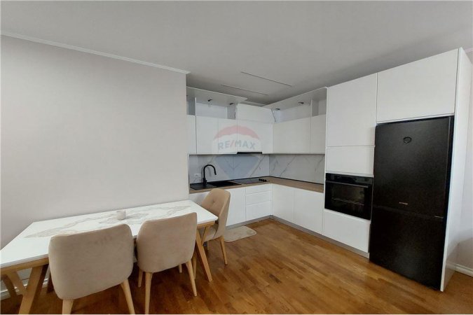 Apartament 2+1+2,totalisht i mobiluar me qira ne 5 Maj per 550 Euro!