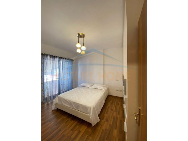 Shitet, Apartament 1+1, Komuna e Parisit. 140,000 €