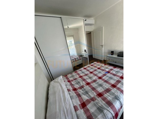 Qera ,Apartament 2+1 , Fresk , Tirane