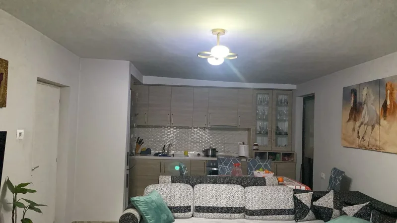 SHTEPI PRIVATE NE SHITJE NE DON BOSKO