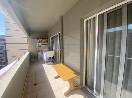 Shitet, Apartament 2+1+2, Unaza e Re. UNA38060